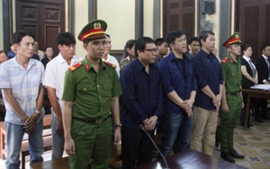 Bốn cán bộ Thanh tra giao thông sắp hầu Tòa vì 'bảo kê' logo 'xe vua'