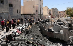 Xung đột Israel-Palestine: Máy bay Israel không kích dữ dội thành phố Gaza