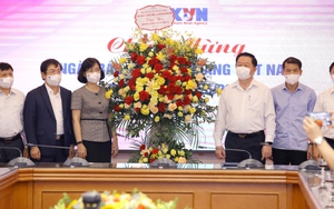 Trưởng ban Tuyên giáo Trung ương Nguyễn Trọng Nghĩa chúc mừng TTXVN nhân Ngày Báo chí Cách mạng Việt Nam