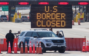 Thủ tướng Canada bảo vệ quyết định gia hạn lệnh đóng cửa biên giới với Mỹ