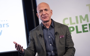 Tỉ phú Jeff Bezos rời vị trí CEO Amazon