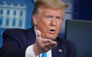 Cựu Tổng thống Trump tuyên bố kiện Facebook, Twitter và Google