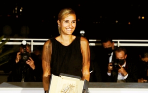 Julia Ducournau - Cách làm phim 'như rắn lột da'