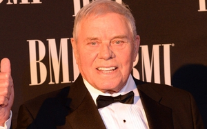 Nghệ sĩ nhạc đồng quê danh tiếng Tom T. Hall qua đời