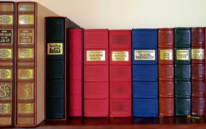 Nối dài dòng chảy 'sách đặc biệt'