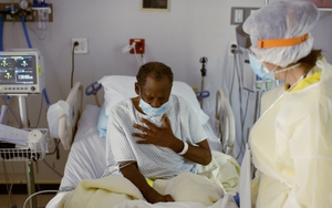 Mỹ: Các khu chăm sóc tích cực quá tải vì bệnh nhân Covid-19