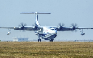 Trung Quốc chuẩn bị ra mắt thủy phi cơ lớn nhất thế giới