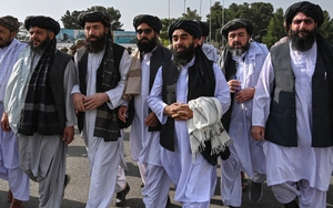Taliban thành lập chính phủ ở Afghanistan: Điều hành đất nước khác đánh nhau