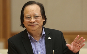 Giám đốc Bệnh viện Phổi Trung ương: Đã đến lúc không để chạy theo dịch