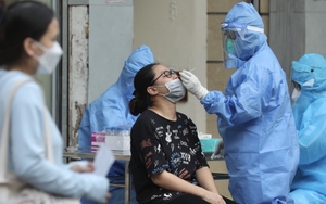 Tối 5/10: TP.HCM giảm gần 1.000 ca Covid-19 so với ngày trước đó