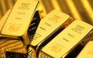 Giá vàng thế giới tăng hơn 2%