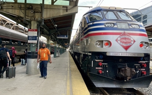 Hệ thống tàu điện ngầm của Washington, Mỹ dừng hoạt động một phần để điều tra