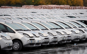 Ô tô điện chiếm gần 20% doanh số bán xe ở châu Âu