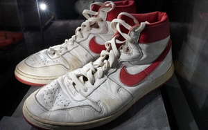 Sneaker của Michael Jordan đắt giá nhất trong lịch sử
