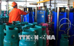 Giá gas trong nước tăng mạnh: Người tiêu dùng xoay sang dùng điện