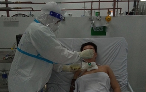 Tâm thư thắt lòng của nam điều dưỡng tưởng niệm hơn 2 vạn đồng bào mất vì Covid-19