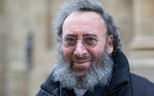 Vĩnh biệt Antony Sher, biểu tượng sân khấu điện ảnh của nước Anh