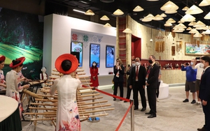 Khắc họa hình ảnh văn hóa Việt Nam trong chương trình 'Dòng chảy bất tận'