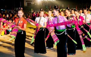 Xòe Thái của Việt Nam - Tính đa dạng và sinh động rất cao