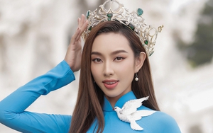 Hoa hậu Thùy Tiên diện áo dài đội nón lá trên đất Thái sau đăng quang