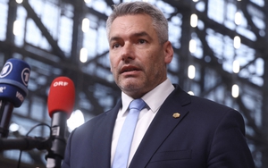 Thủ tướng Áo mắc Covid-19