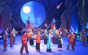 Cải lương kết hợp với xiếc kể chuyện về Mẫu Liễu Hạnh