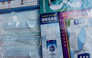 Chuẩn bị Rằm tháng Giêng: Có cả combo khẩu trang, vaccine