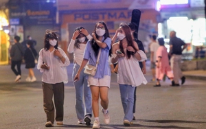 Hào hứng khi không gian đi bộ hồ Hoàn Kiếm 'thức giấc'