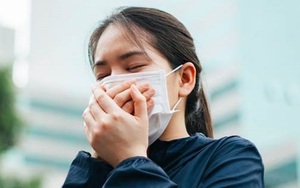 Cựu F0 hoang mang vì '1 vạch' nhiều ngày nhưng vẫn ho dai dẳng