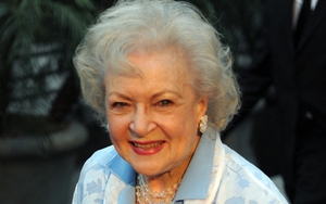 Đấu giá kỷ vật của minh tinh nổi tiếng Betty White