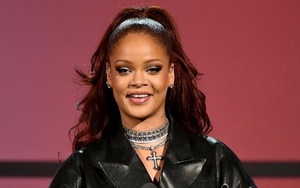 Rihanna tái xuất làng âm nhạc sau nhiều năm vắng bóng