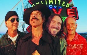 Album 'Unlimited Love' của Red Hot Chili Peppers: Trở về nhà trong tình yêu bất tận