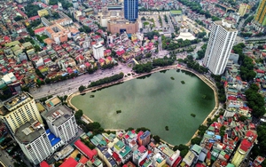 Góc nhìn 365: 'Đánh thức' mặt hồ