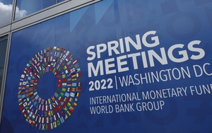 Thế giới và cuộc khủng hoảng đa tầng