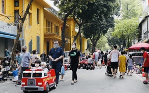 Tổ chức hàng loạt phố đi bộ tại Hà Nội: Cân nhắc giữa tính hiệu quả và tính phong trào