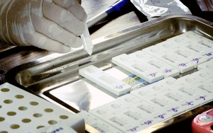 Dấu hiệu sai phạm trong mua sắm sinh phẩm xét nghiệm SARS-CoV-2 tại Đắk Lắk