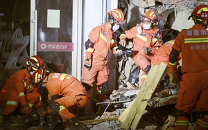 Vụ sập nhà tại Trung Quốc: Cứu thêm được 1 người còn sống sót