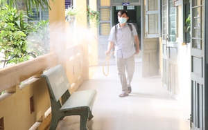 Một số tỉnh, thành phố lùi thời gian đi học trực tiếp