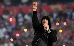 Album 'Curtain Call: The Hits' của Eminem: Sự bùng nổ trở lại của cả một thế hệ