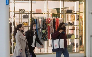 Hậu Covid-19, xu hướng tiêu dùng thay đổi, Mỹ chật vật xử lý hàng tồn kho