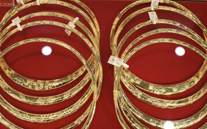 Giá vàng sáng 1/7 giảm 150 nghìn đồng/lượng