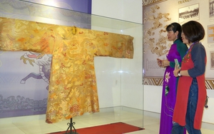 Triển lãm 'Chế độ Y quan triều Nguyễn' và Lễ hội 'Chợ quê ngày hội'