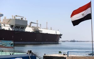 Kênh đào Suez của Ai Cập đạt doanh thu kỷ lục trong tài khóa 2021-2022