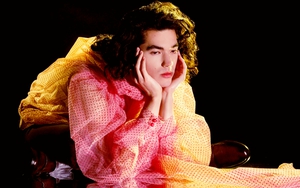 Album 'Superache' của Conan Gray: Đứa trẻ sầu muộn đang trưởng thành