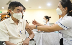 Số ca Covid-19 mới tăng nhẹ; tăng cường giám sát sự lưu hành của biến thể phụ BA.4, BA.5