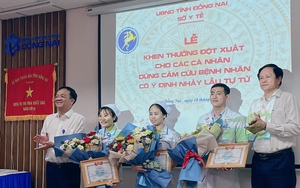 Khen thưởng đột xuất ba nhân viên y tế cứu kịp thời bệnh nhân có ý định tự tử