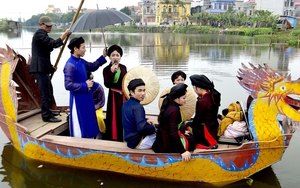 Cùng nghe khăn đội đầu 'kể chuyện' (kỳ 1): Tại sao lại là 'khăn mỏ quạ'?