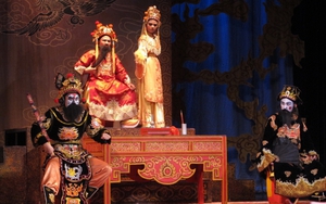 Góc nhìn 365: Rạp cổ trong... phố cổ