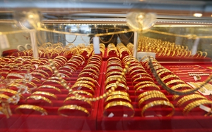 Giá vàng thế giới tăng gần 3,2% trong tuần qua