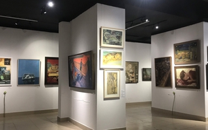 Triển lãm 'Xin chào': Lý tưởng và thử thách với các hoạ sĩ trẻ